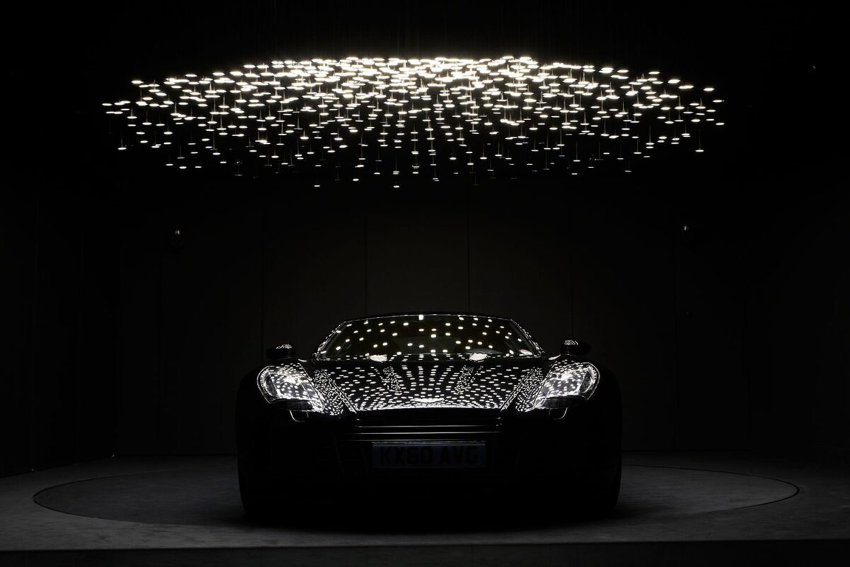 750 OLEDs illuminate the Aston Martin One-77