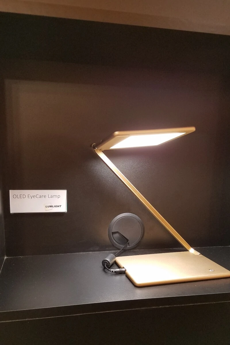 OLED EyeCare Lamp by Lumlight