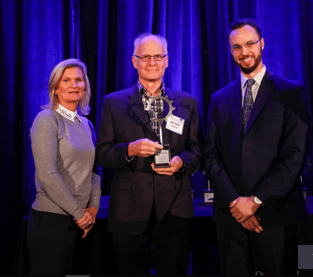 John Hamer, CTO Accepting 2019 Manufacturing Innovation Award