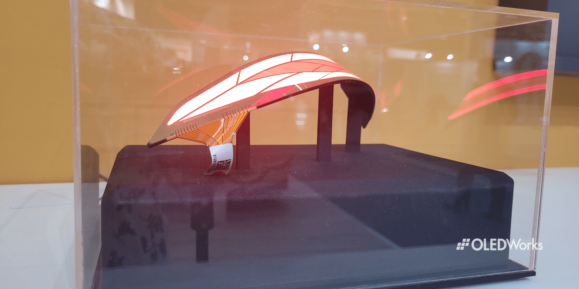 Bendable Automotive OLED Demonstrator | OLEDWorks